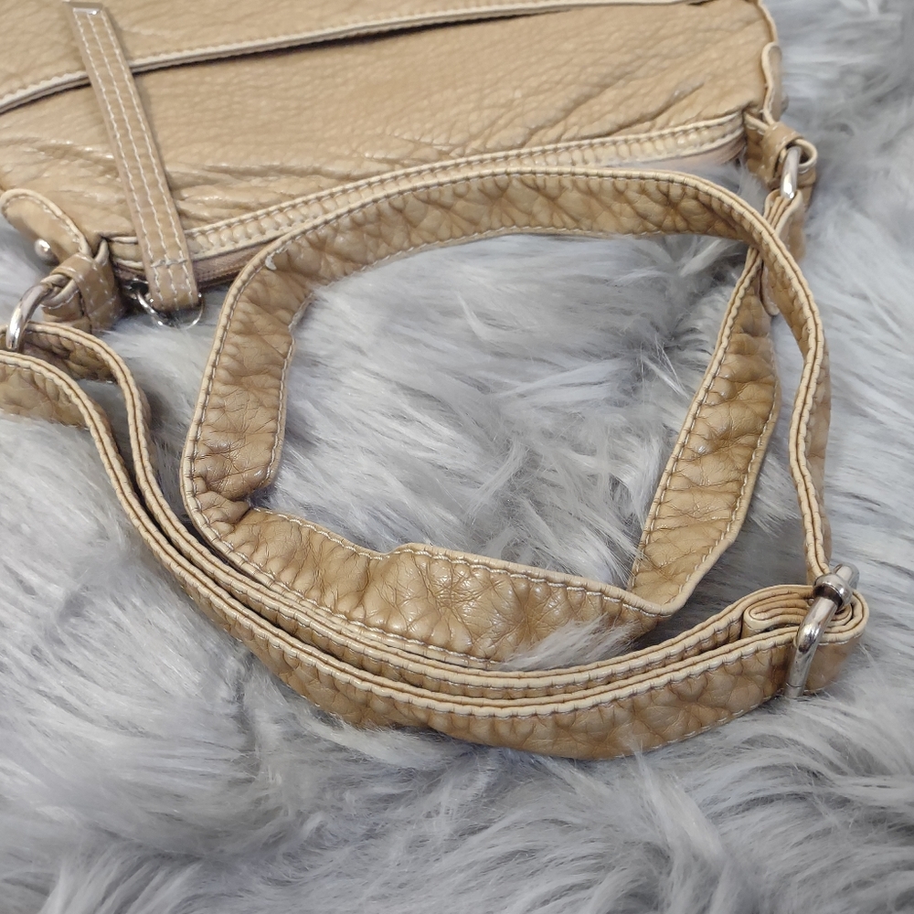 Red By Marc Ecko Bag - image 4